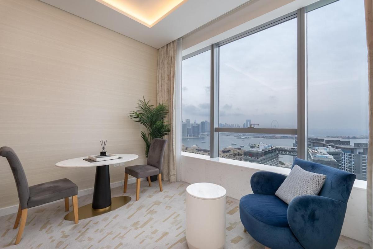 Serene Seaside Studio On Palm Jumeirah Appartement *